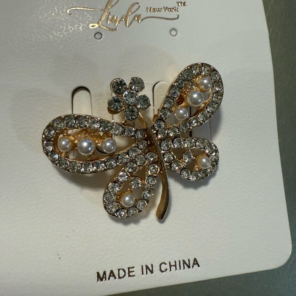 Linda New York Butterfly Brooch